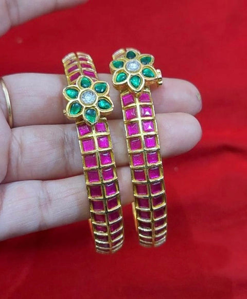 Brass Based Jadau Kundan Bangles
