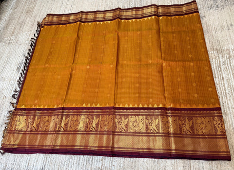 Pure Handloom Gadwal Pattu Saree