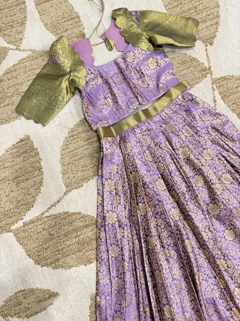 Teen Lehangas - Premium Kanchi Pattu Lehanga Set