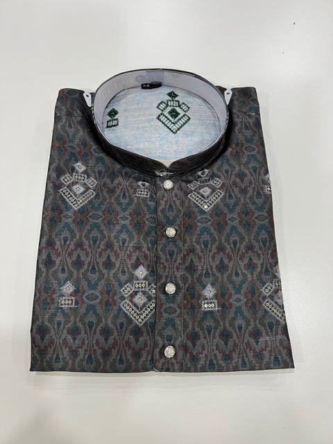 Silk Embroidered Men’s Kurta Pyzama