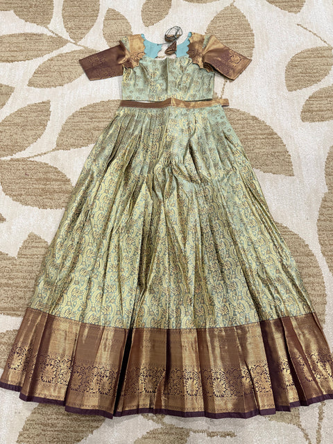 Teen Lehangas - Premium Kanchi Pattu Lehanga Set