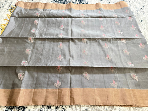 Light Weight Pattu /  Soft Silk Saree