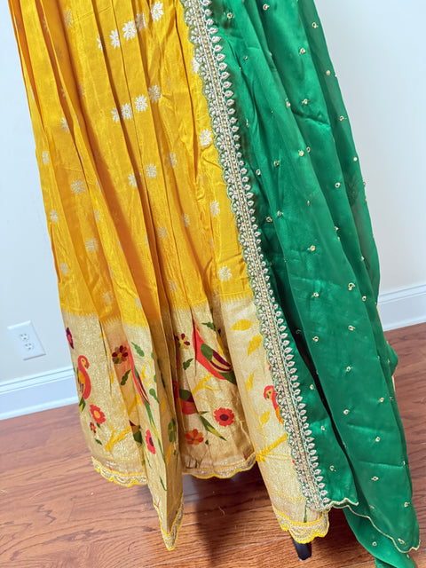 Women Large - Banaras Paithani Lehanga Set