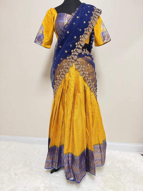 Teen/Adult Medium - Semi Gadwal Pattu Lehanga Set