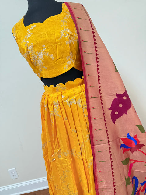 Women XXL- Banaras Brocade Lehanga Set
