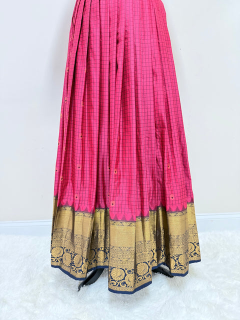 Teen/Adult Medium - Semi Gadwal Pattu Lehanga Set