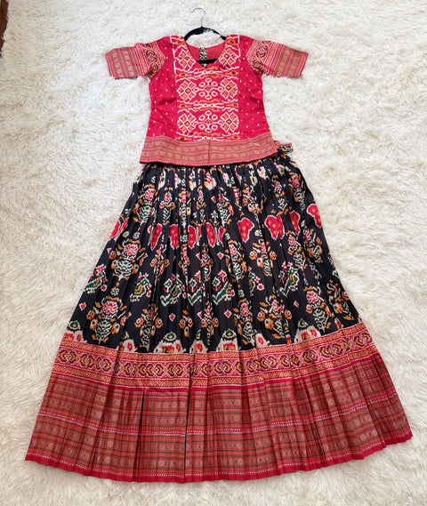 Teen 10-12 yrs - ikkat patola lehenga
