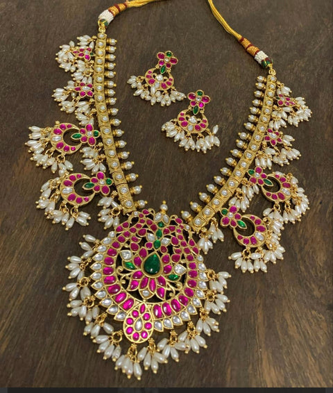 Pachi Kundan Jadau Guttapusalu Necklace