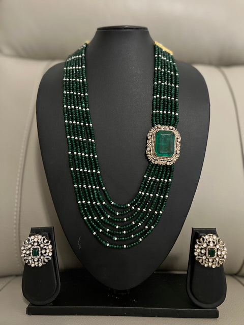 Victorian Green Beaded necklace set.