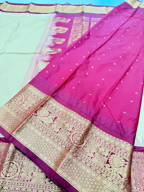 Semi Gadwal Pattu saree