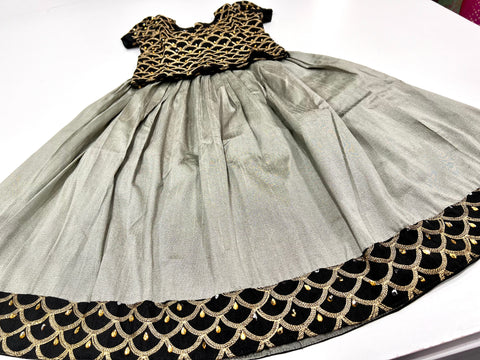 3-4 Yrs Size - Girls Raw silk Lehanga Set